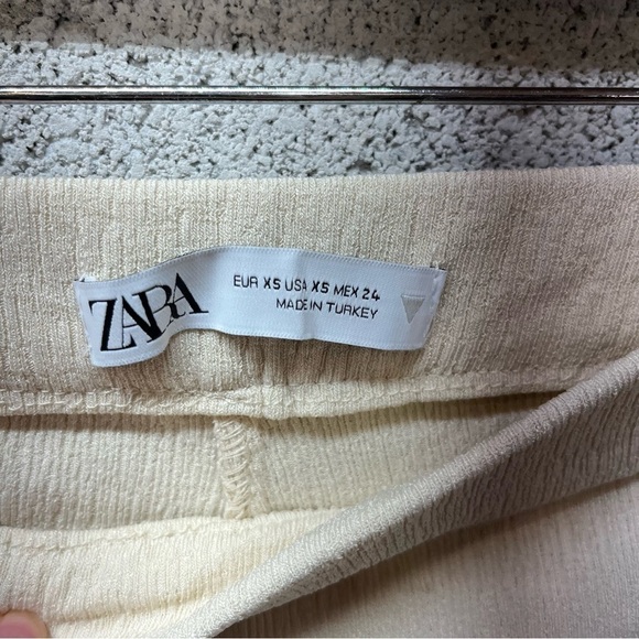 Zara Cream Stretch Pants - Picture 5 of 7